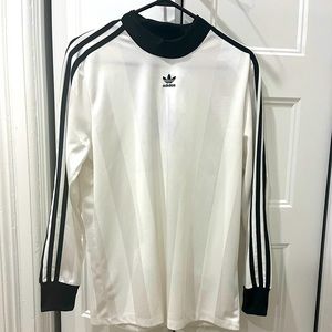 NWOT Adidas long sleeve top, S